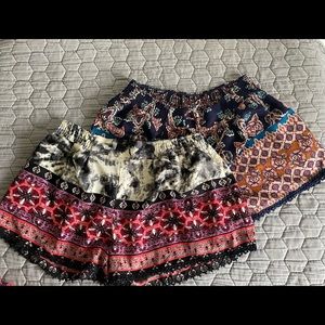Woman’s shorts size Large